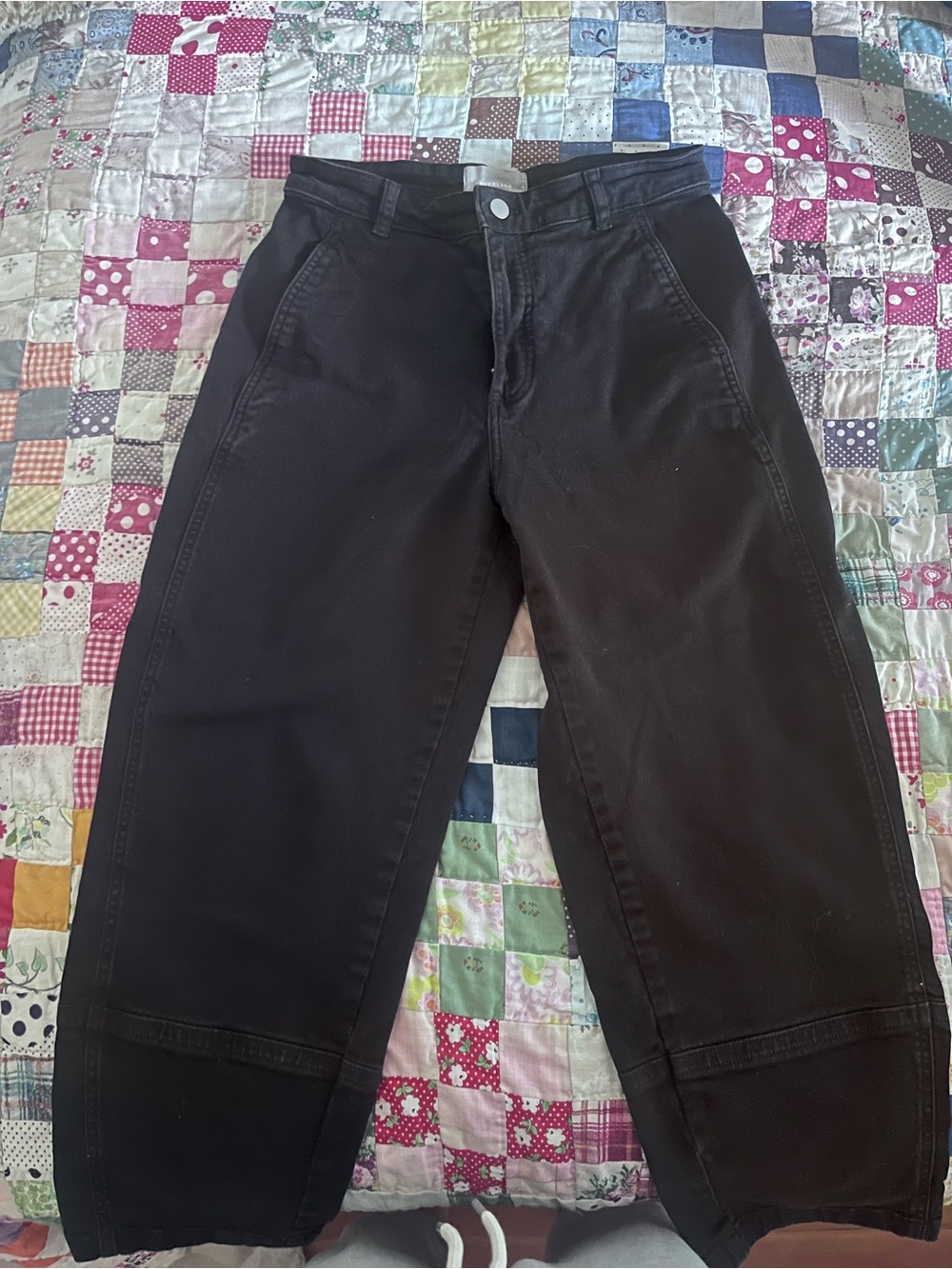 Everlane High-Rise barrel leg Jeans in Black size 6